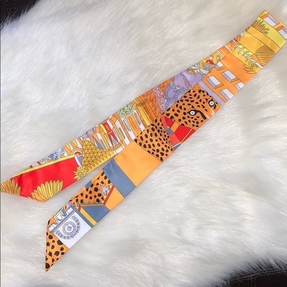 Orange Cheetah Pyramid Scarf Twilly Bandeau Tie - Picture 3 of 3